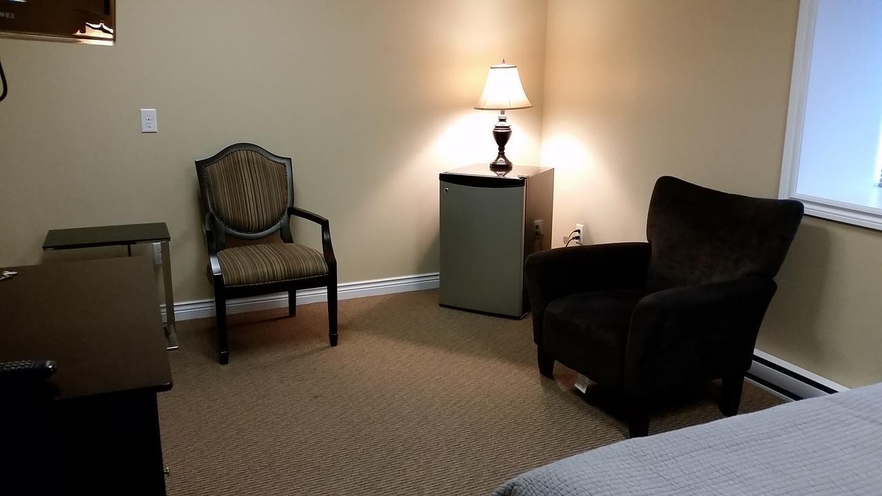 Riverview Suites Clarenville Bagian luar foto