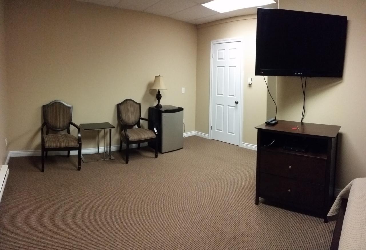 Riverview Suites Clarenville Bagian luar foto